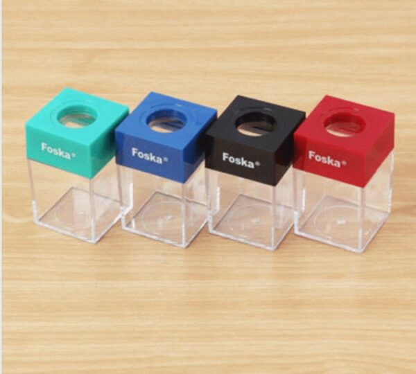 MAGNETIC CLIP