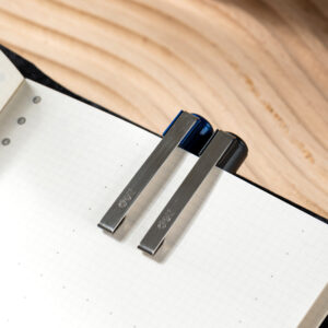 Deli Upal Gel Pen (G61-BL) – 1.0mm Bold Bullet Tip, Blue Gel Ink, Ergonomic Soft Grip and Durable Metal Clip for Professional Office & School Use - Image 3