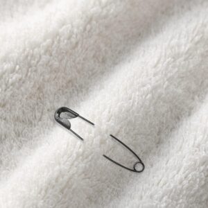 200 PCS 19mm / 3/4 Inch Black Metal Mini Safety Pins for Clothing Tags, DIY Crafts, Jewelry Making - Image 4