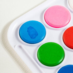 Deli ColoRun Watercolor Paint 12 Color -Free Brush - Image 3